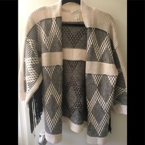 Knitted tassel sweater